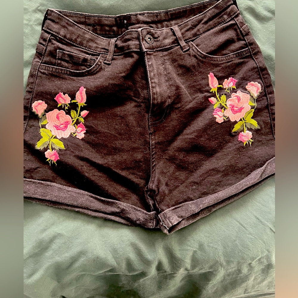 Black Rose Guess Jean Shorts